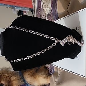 Women costume jewelry Blingy Gun Necklace silver